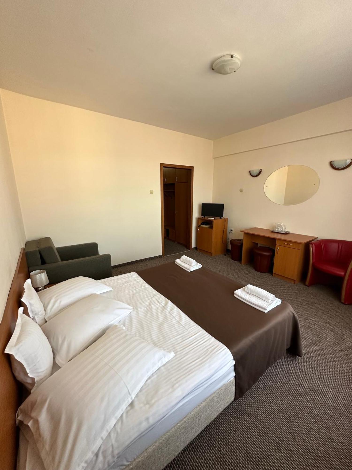Hotel Diana Bistriţa Εξωτερικό φωτογραφία