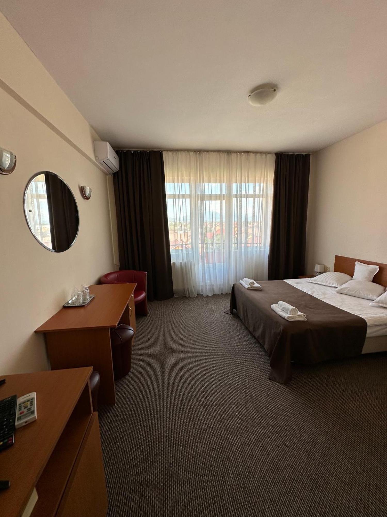 Hotel Diana Bistriţa Εξωτερικό φωτογραφία