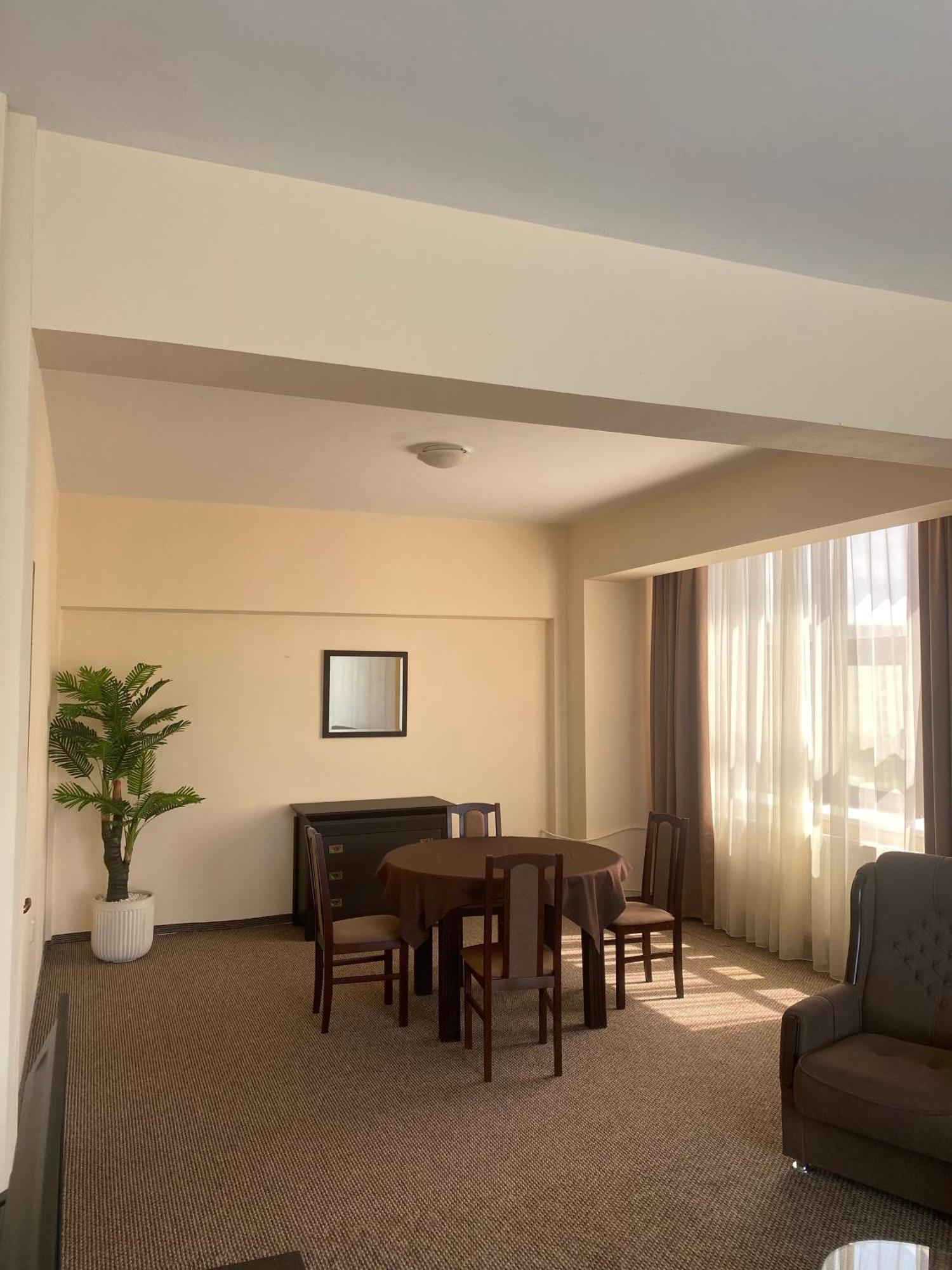 Hotel Diana Bistriţa Εξωτερικό φωτογραφία