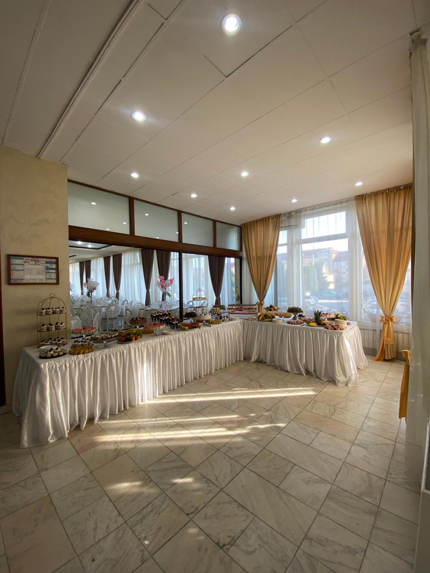 Hotel Diana Bistriţa Εξωτερικό φωτογραφία
