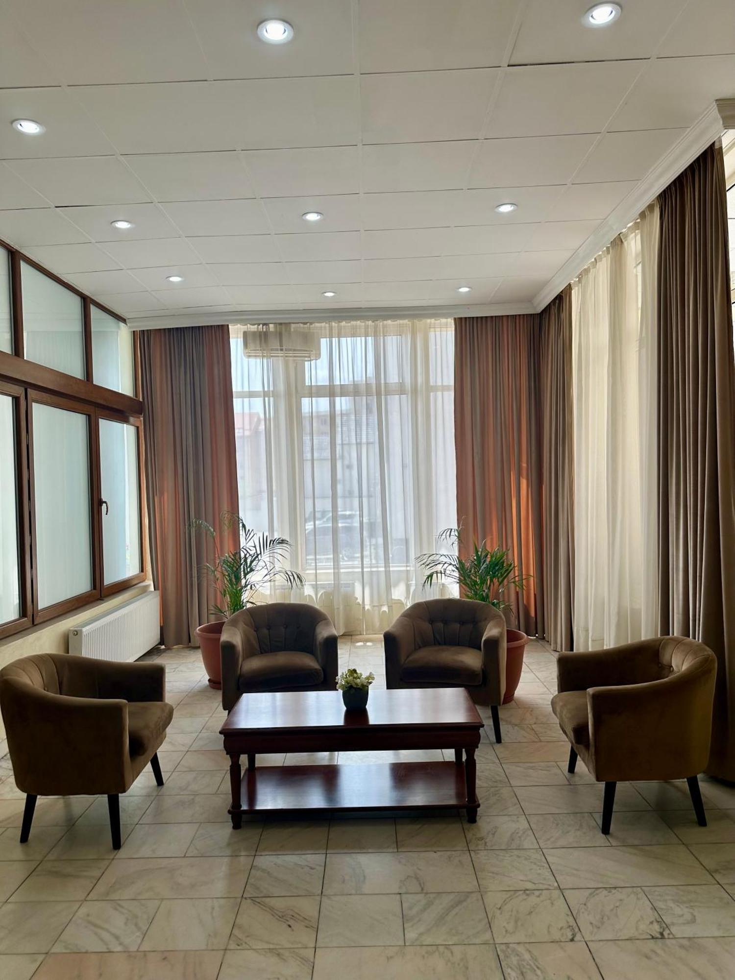 Hotel Diana Bistriţa Εξωτερικό φωτογραφία
